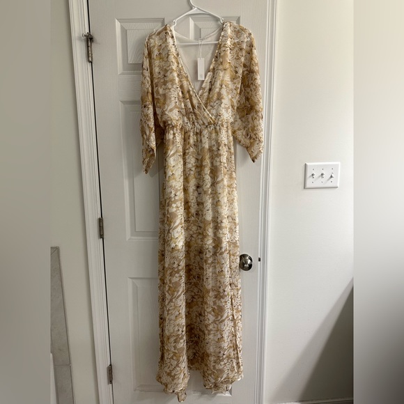 Baltic Born Dresses & Skirts - Baltic Born Kia Kimono dress in Tan Floral